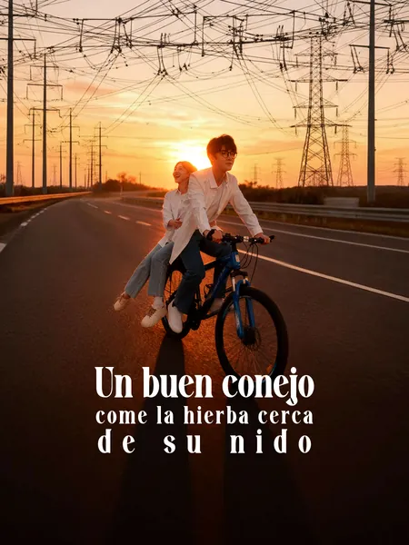 Un buen conejo come la hierba cerca de su nido