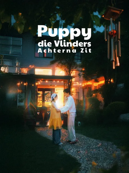 Puppy die Vlinders Achterna Zit